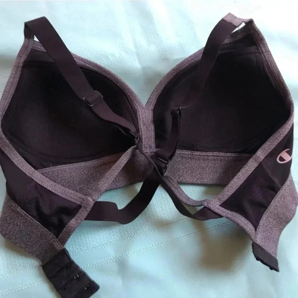 Champion Cross Back Sports Bra - Picture 5 of 8